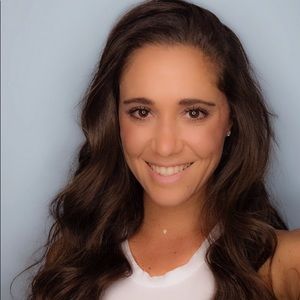 Meet your Posher, Jennah